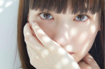 冷水洗臉縮毛孔？眼霜太油長(zhǎng)肉芽？美萊寶美容儀器科研人員幫你破解4大保養(yǎng)謠言